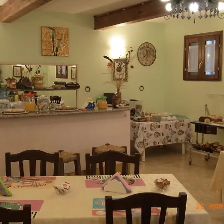 בית חווה Borgo Antico אמליה